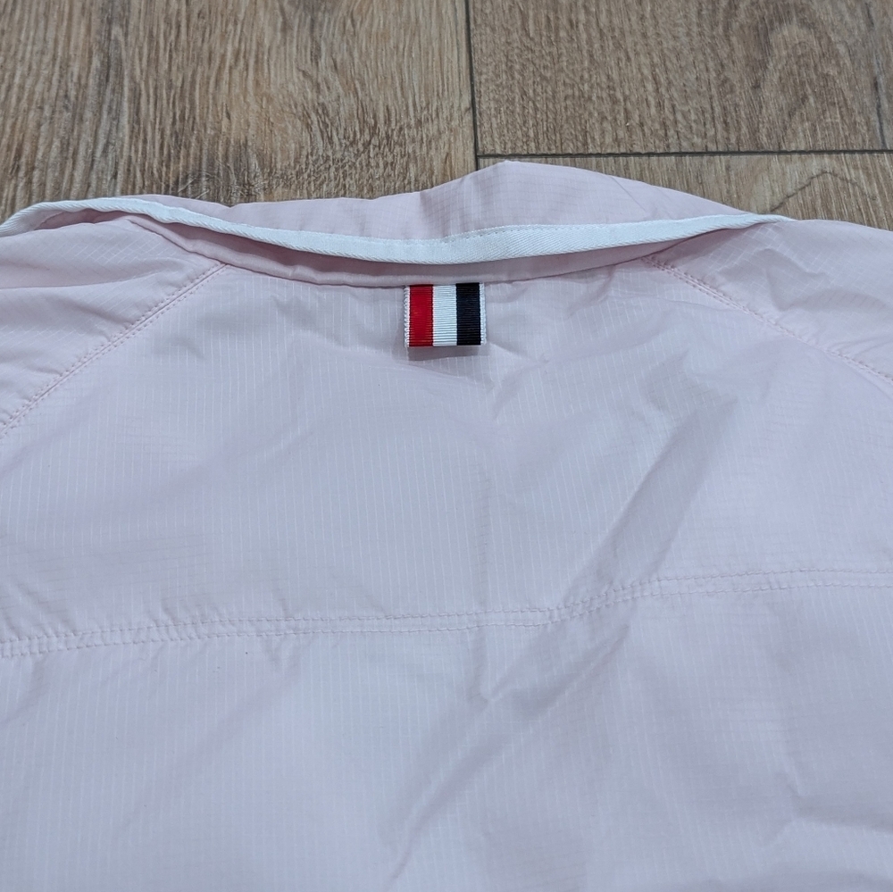 $1850 Mens Thom Browne Contrast Logo 4 Bar Coaches Jacket Light Pink 3 - Large - Picture 6 of 10